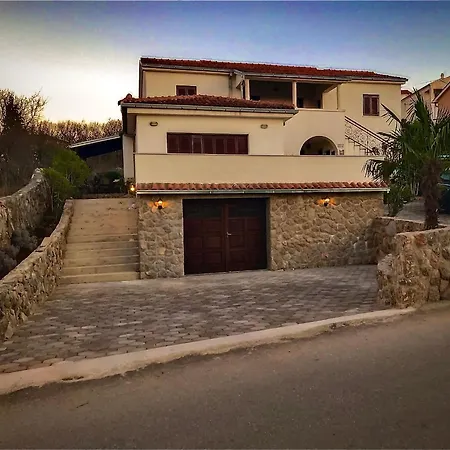 Apartment Mestrovic, Klimno, Soline Bay, Island Krk Klimno